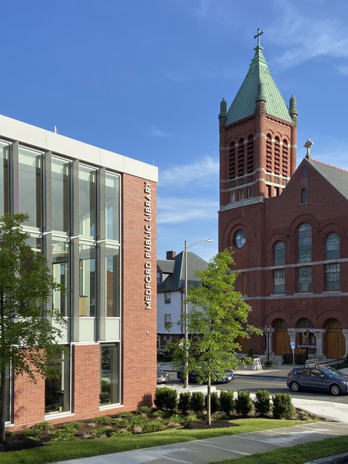 Image of Medford Library from Boyton St.